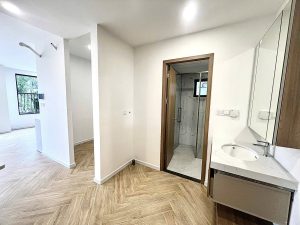 Bố trí không gian giữa WC và phòng ngủ