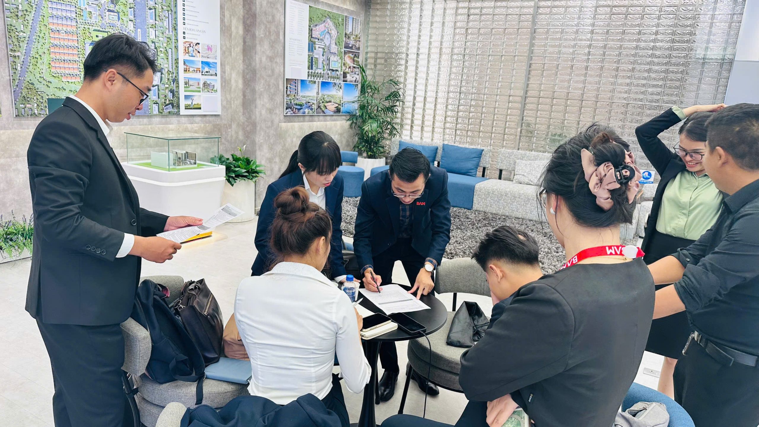 Chia sẽ thông tin tại dự án