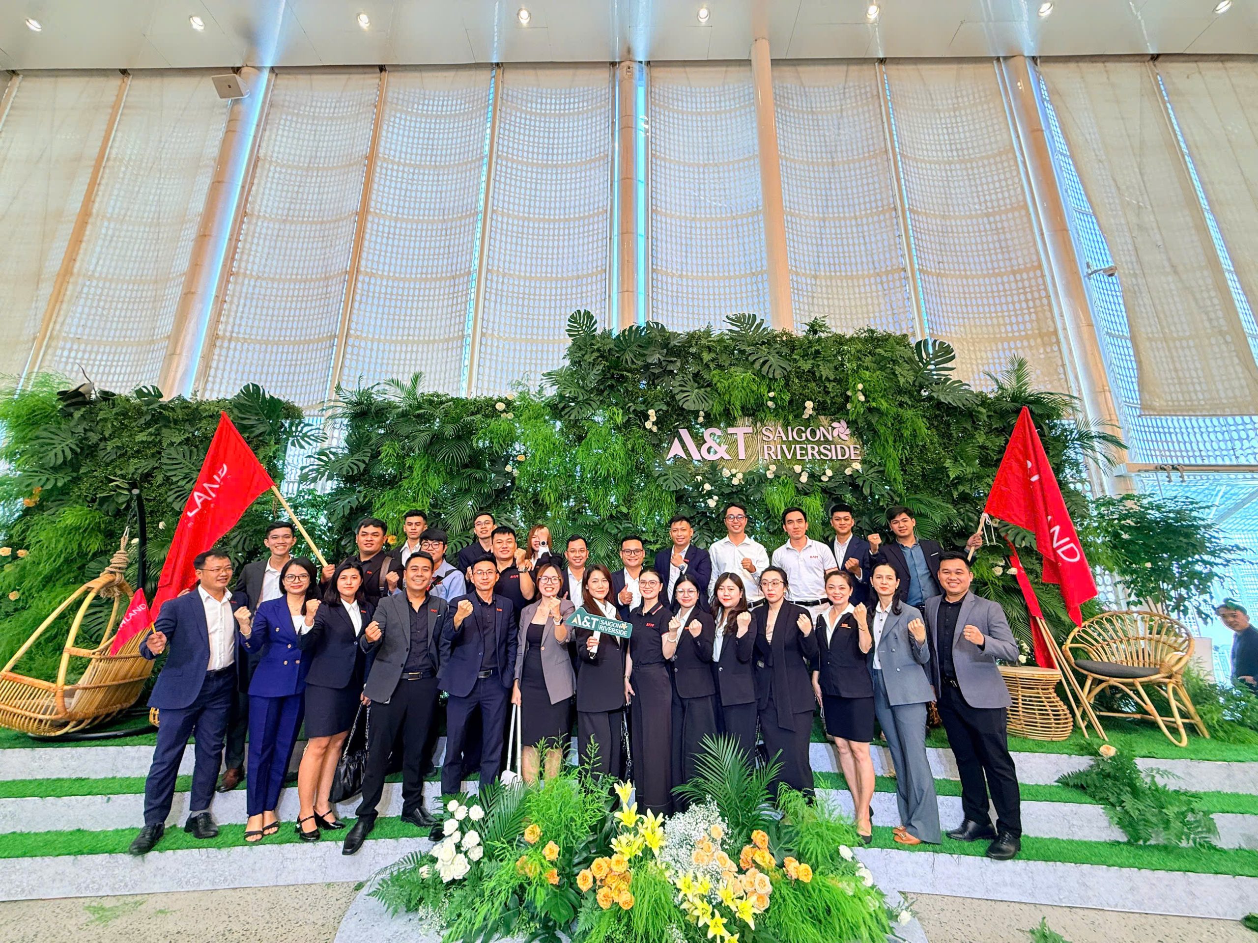 Tham dự kick-off dự án A&T Riverside